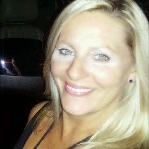 Meet your Posher, Tia
